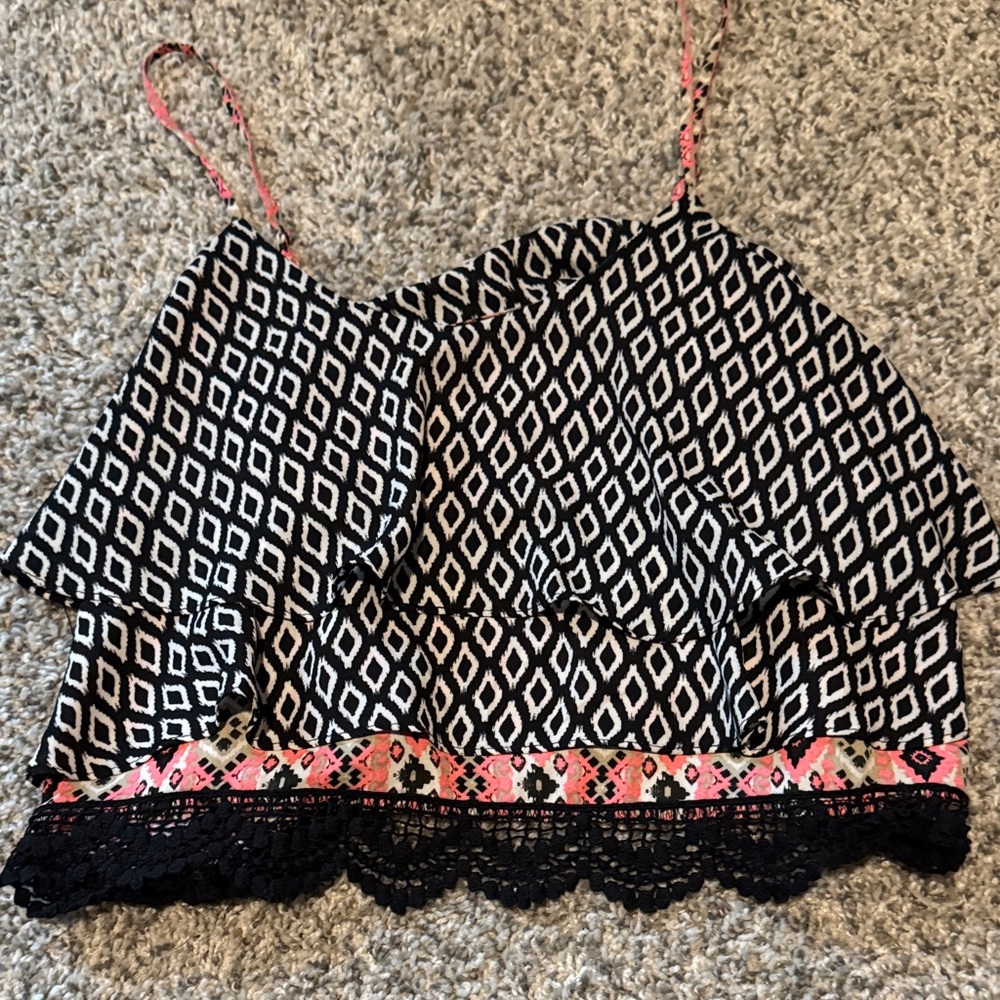 Xhilaration Black & White Geometric Cropped Cami with Pink Trim